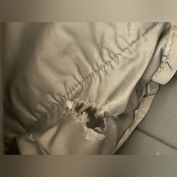 The North Face Vault Backpack Daypack Outer Pocket Unisex Biege Brown/hiking - Picture 7 of 11